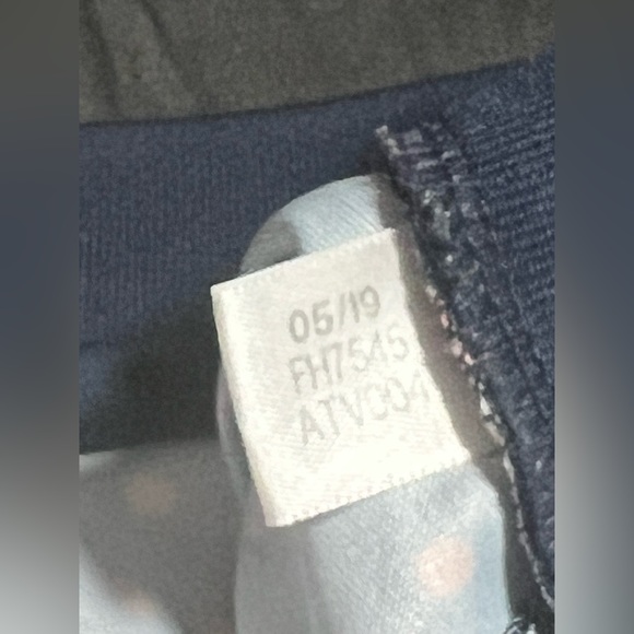 Orlando City 2019 Prematch Pride Jersey FH7545 - Picture 4 of 4